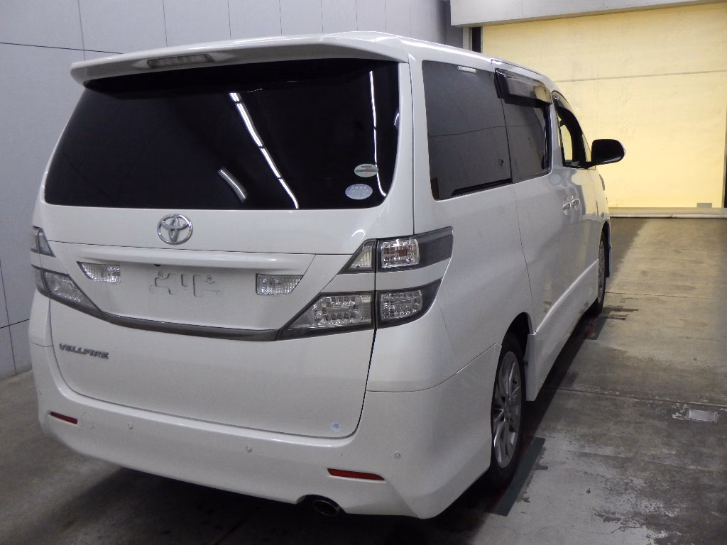 TOYOTA VELLFIRE