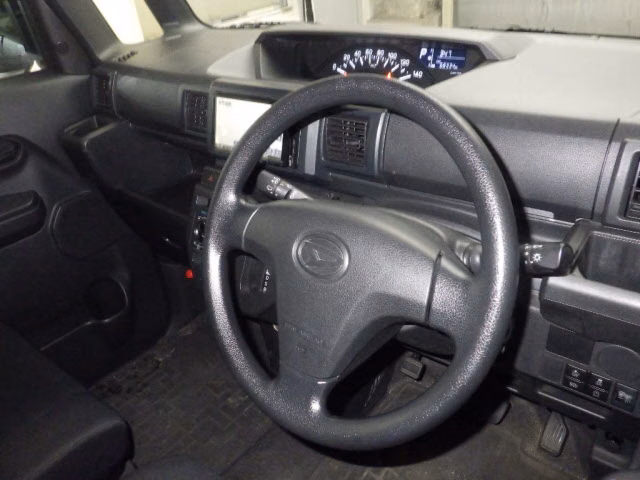 DAIHATSU HIJET CADDIE