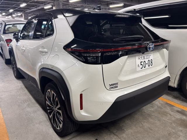 TOYOTA YARIS CROSS