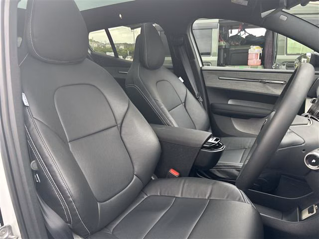 VOLVO EX30