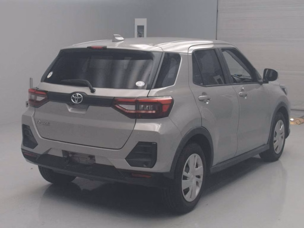 TOYOTA RAIZE
