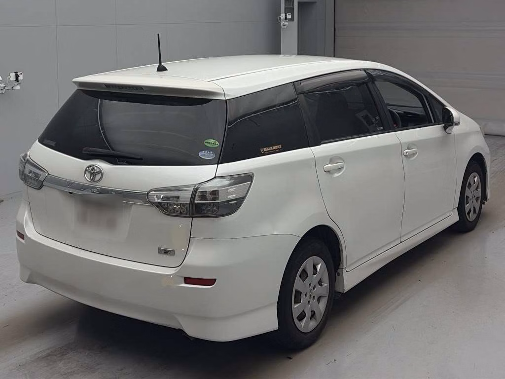 TOYOTA WISH