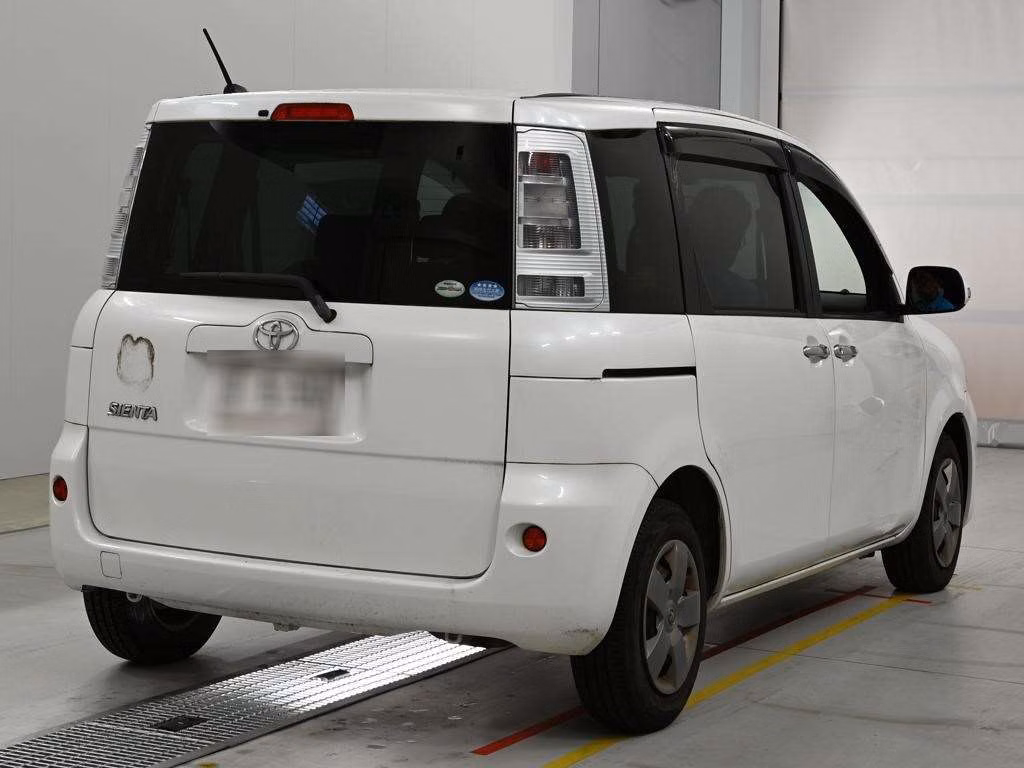 TOYOTA SIENTA