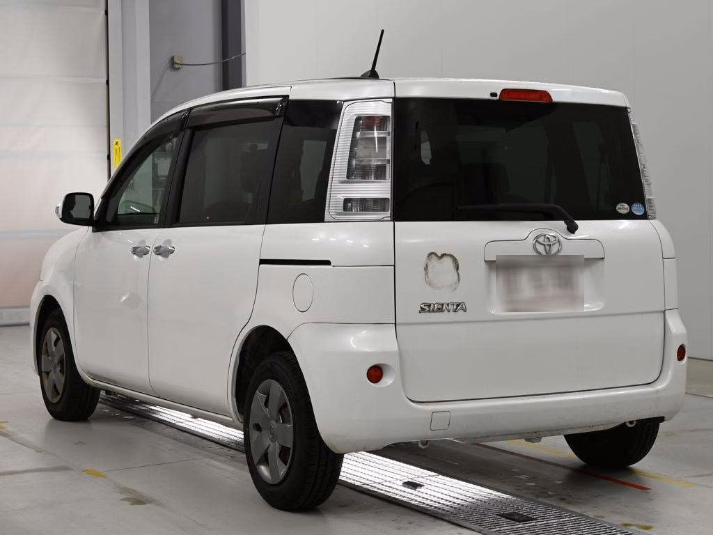 TOYOTA SIENTA