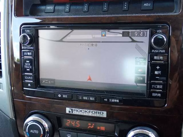 MITSUBISHI PAJERO