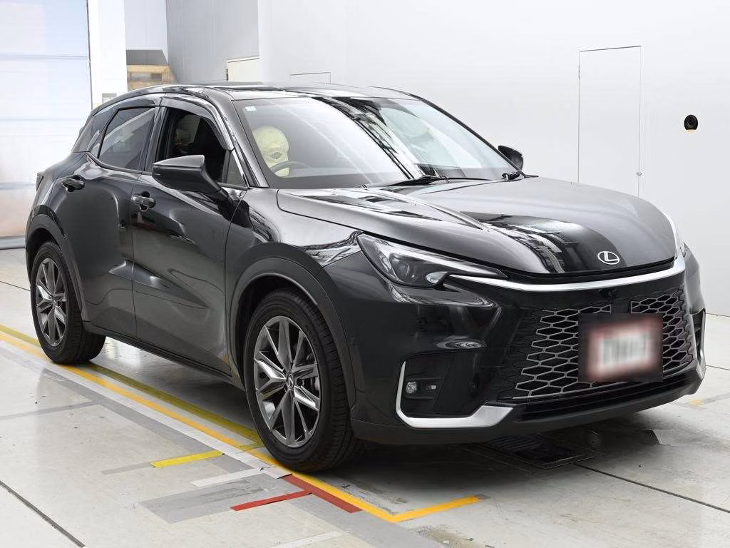 LEXUS LBX