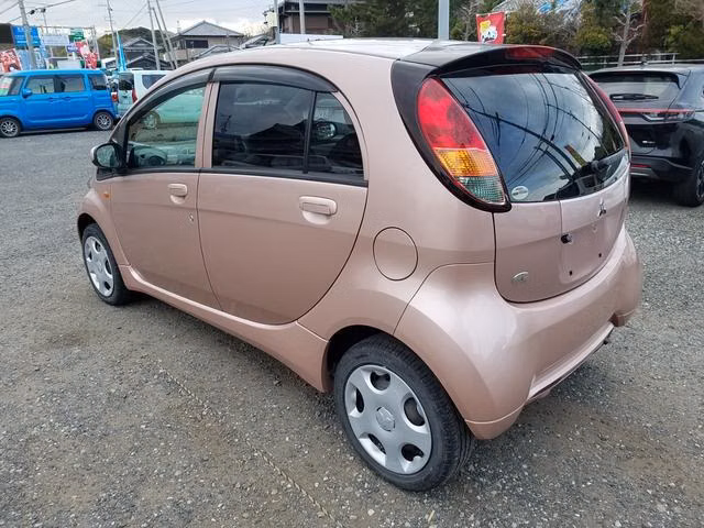 MITSUBISHI I