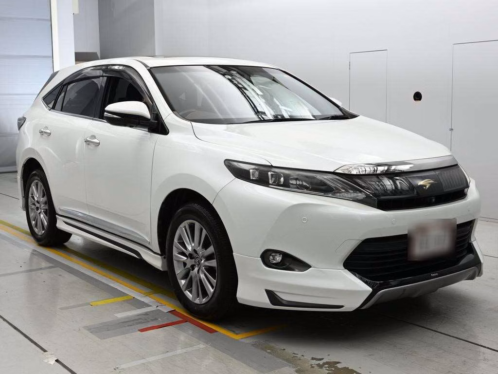 TOYOTA HARRIER