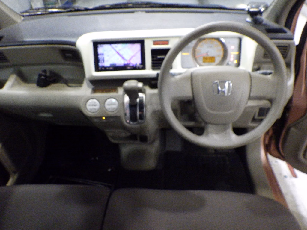 HONDA LIFE