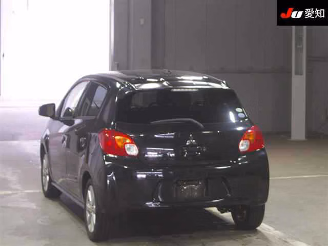 MITSUBISHI MIRAGE