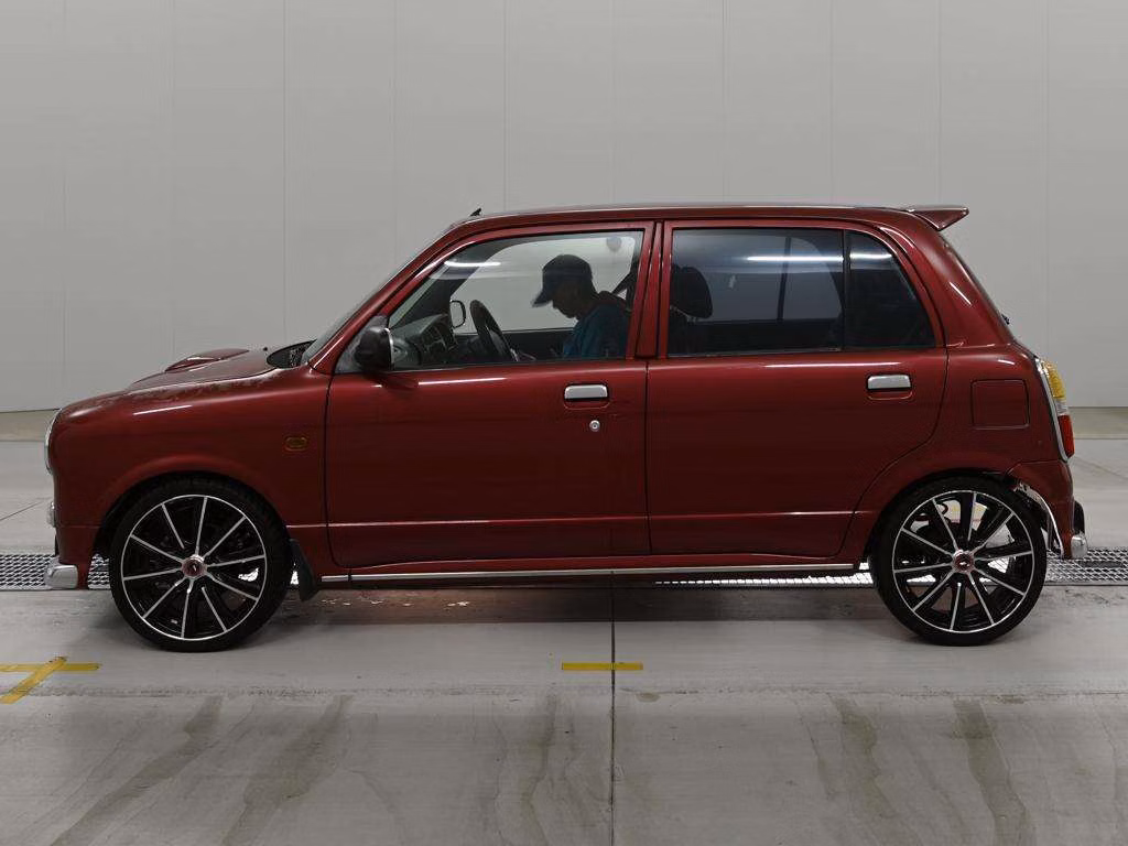 DAIHATSU MIRA GINO