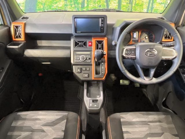 DAIHATSU TAFT