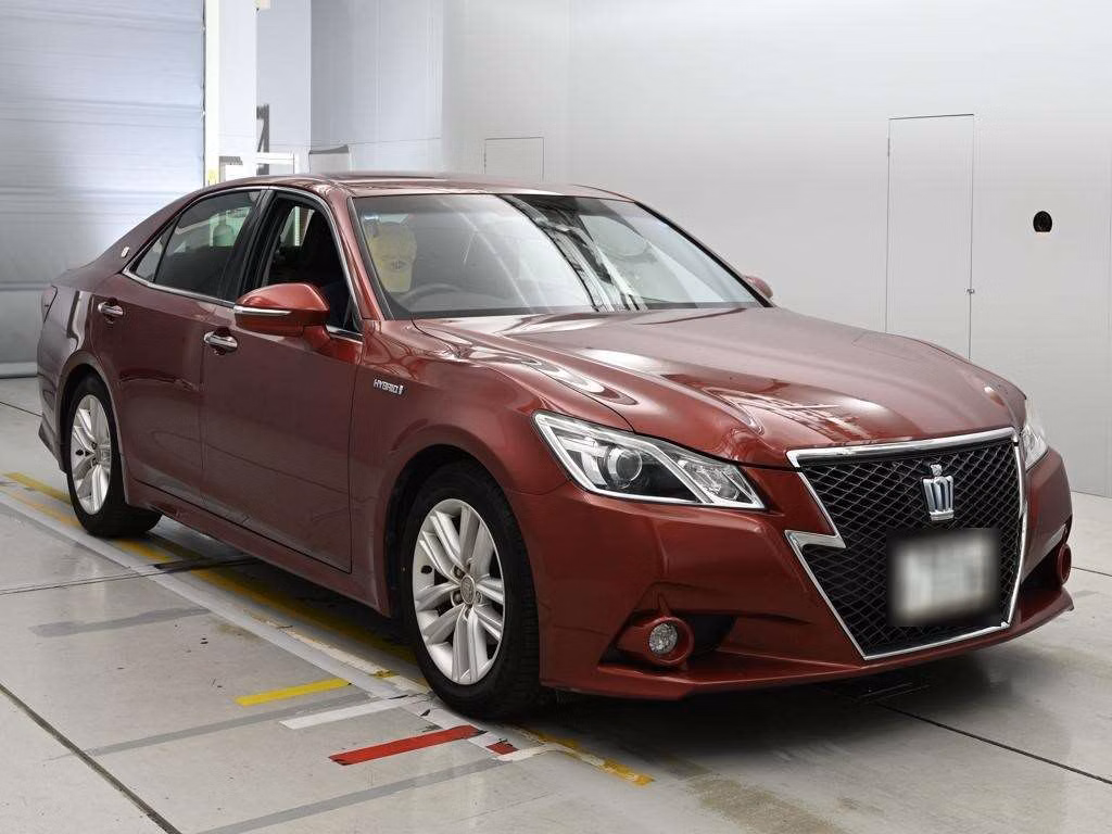 TOYOTA CROWN