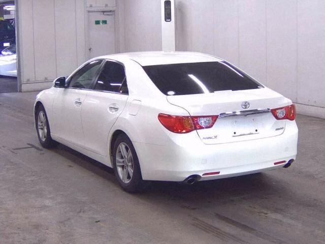 TOYOTA MARK X