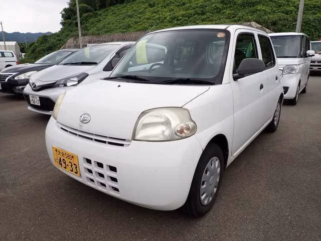 DAIHATSU ESSE