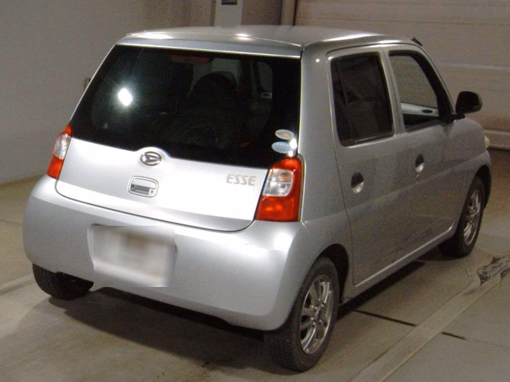 DAIHATSU ESSE