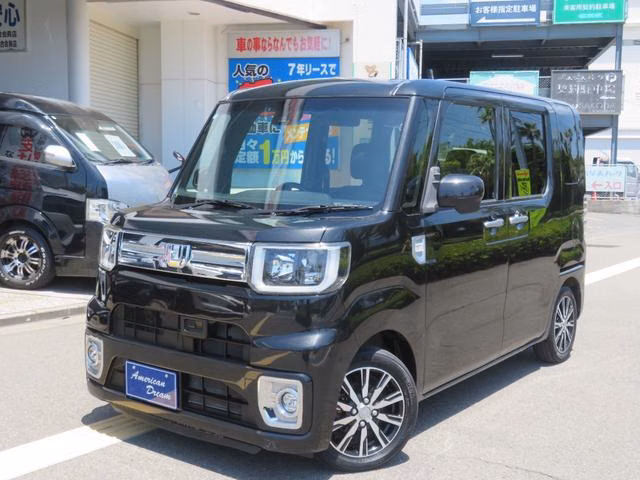 DAIHATSU WAKE
