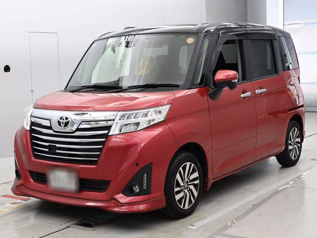 TOYOTA ROOMY