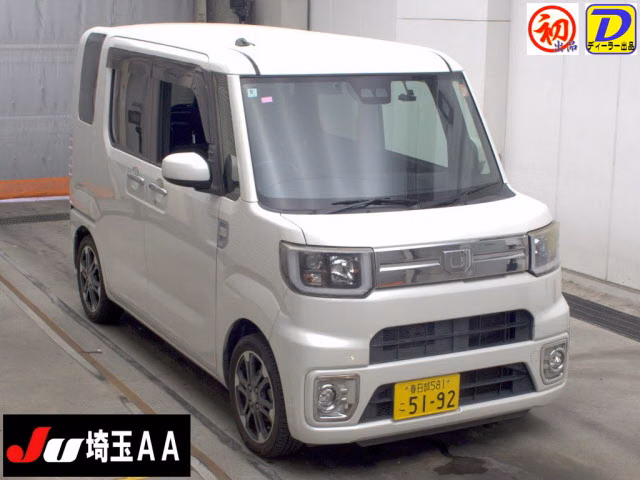 DAIHATSU WAKE