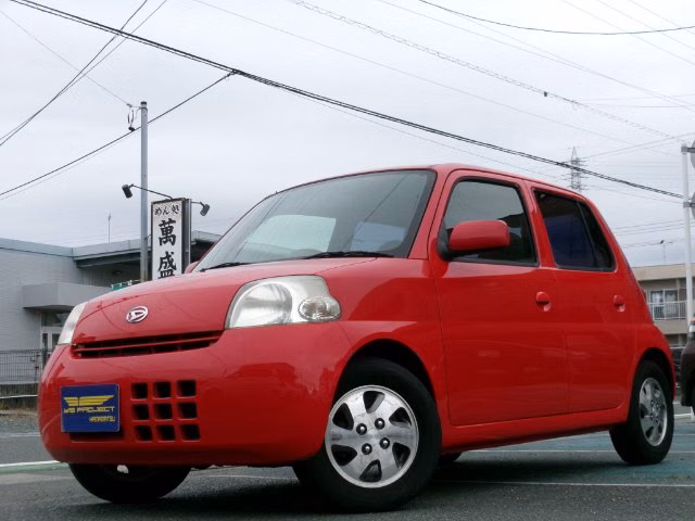 DAIHATSU ESSE