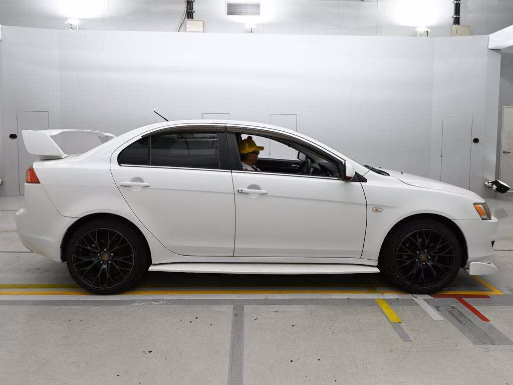 MITSUBISHI GALANT FORTIS