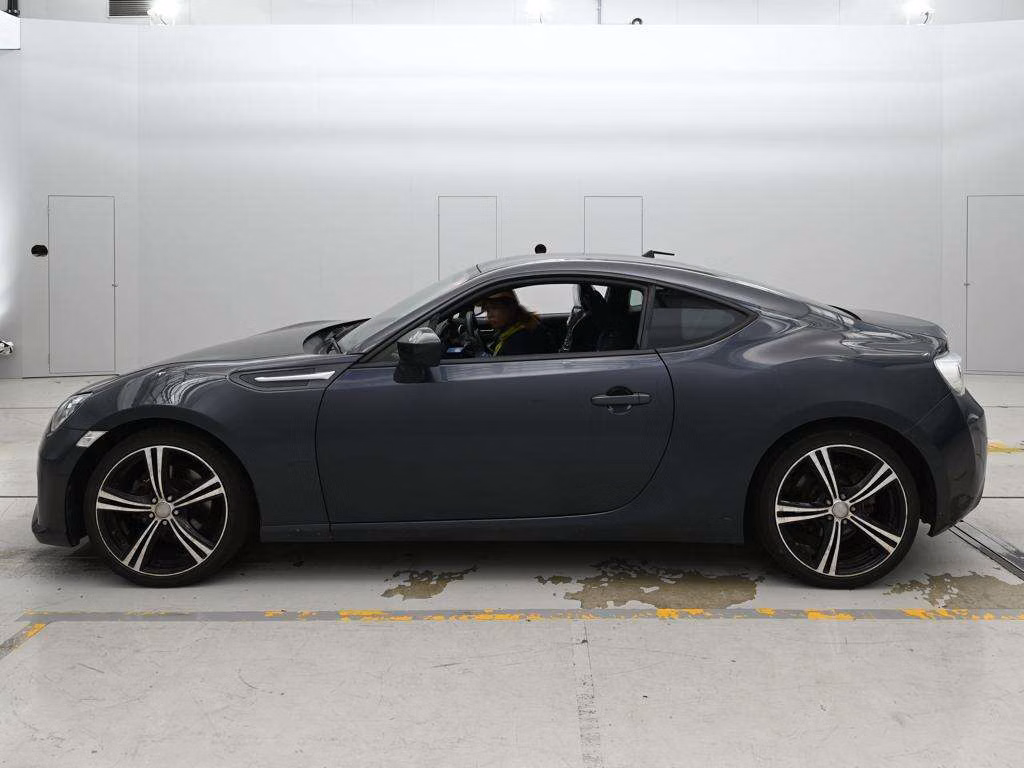 SUBARU BRZ