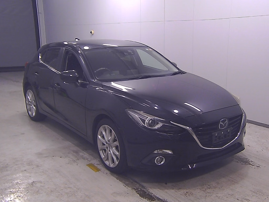 MAZDA AXELA