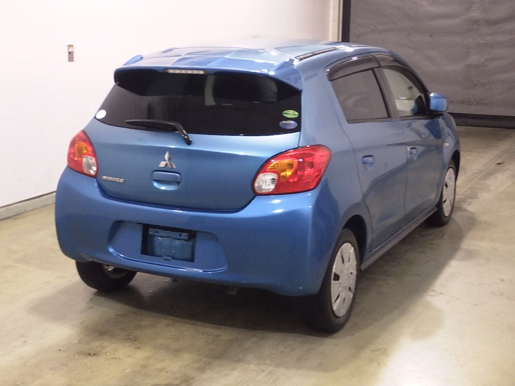 MITSUBISHI MIRAGE