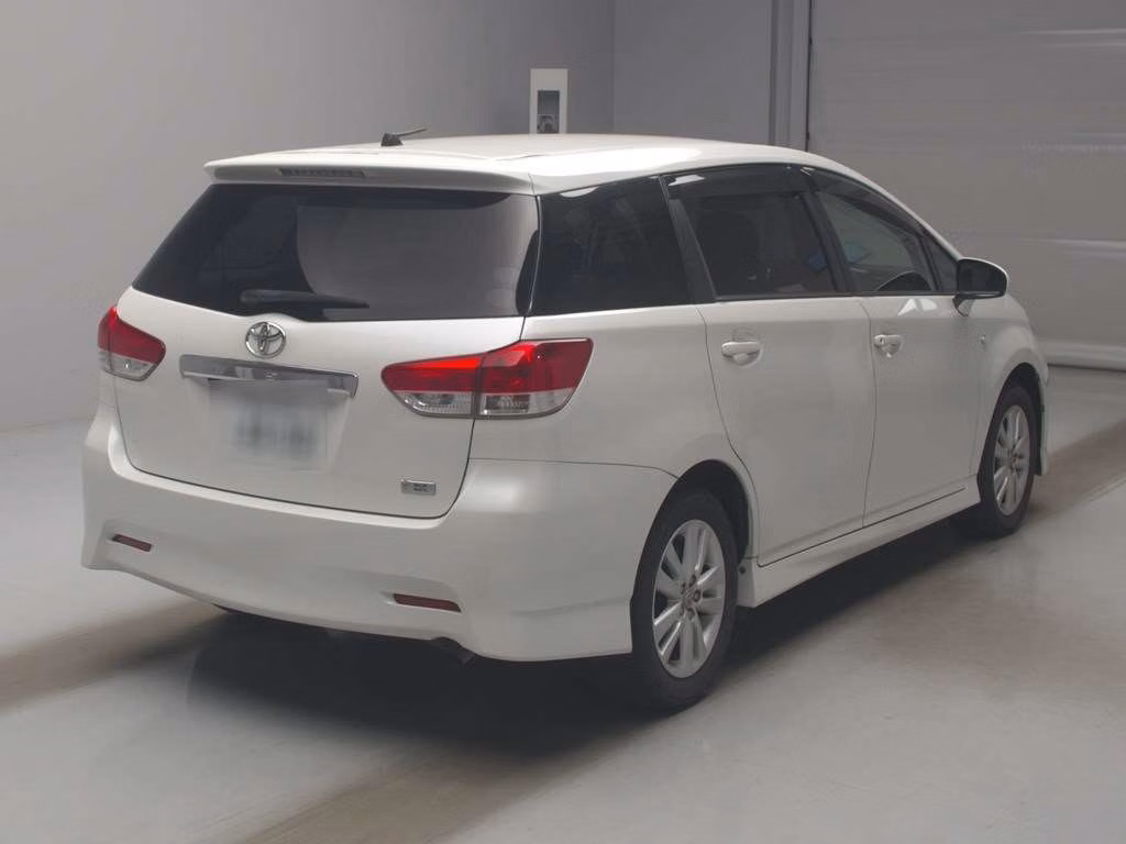 TOYOTA WISH