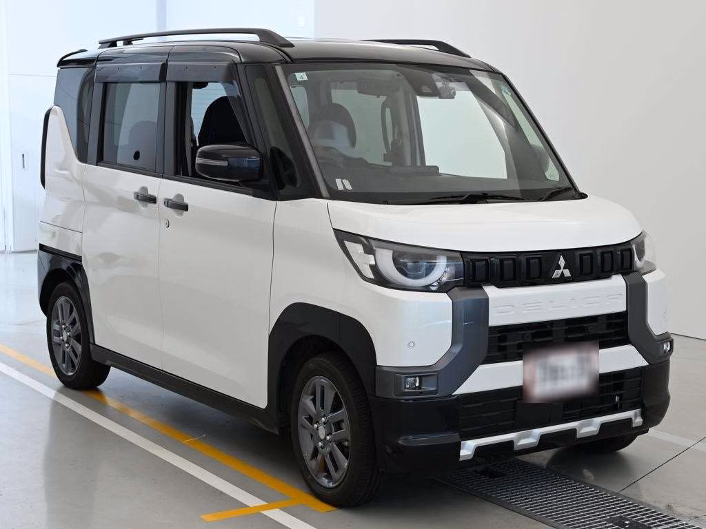 MITSUBISHI DELICA MINI