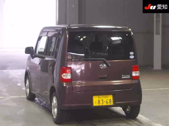 DAIHATSU MOVE CONTE