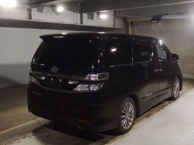 TOYOTA VELLFIRE