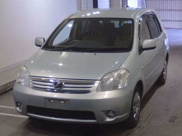 TOYOTA RAUM