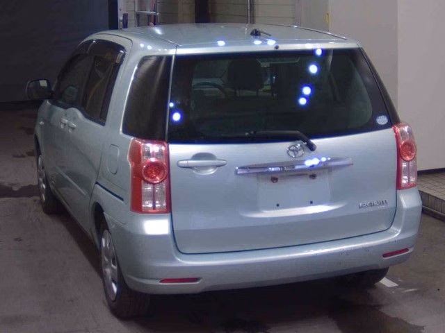 TOYOTA RAUM