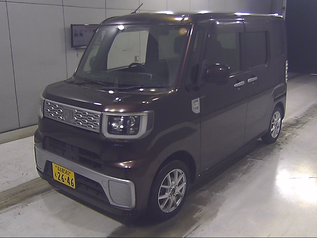 DAIHATSU WAKE