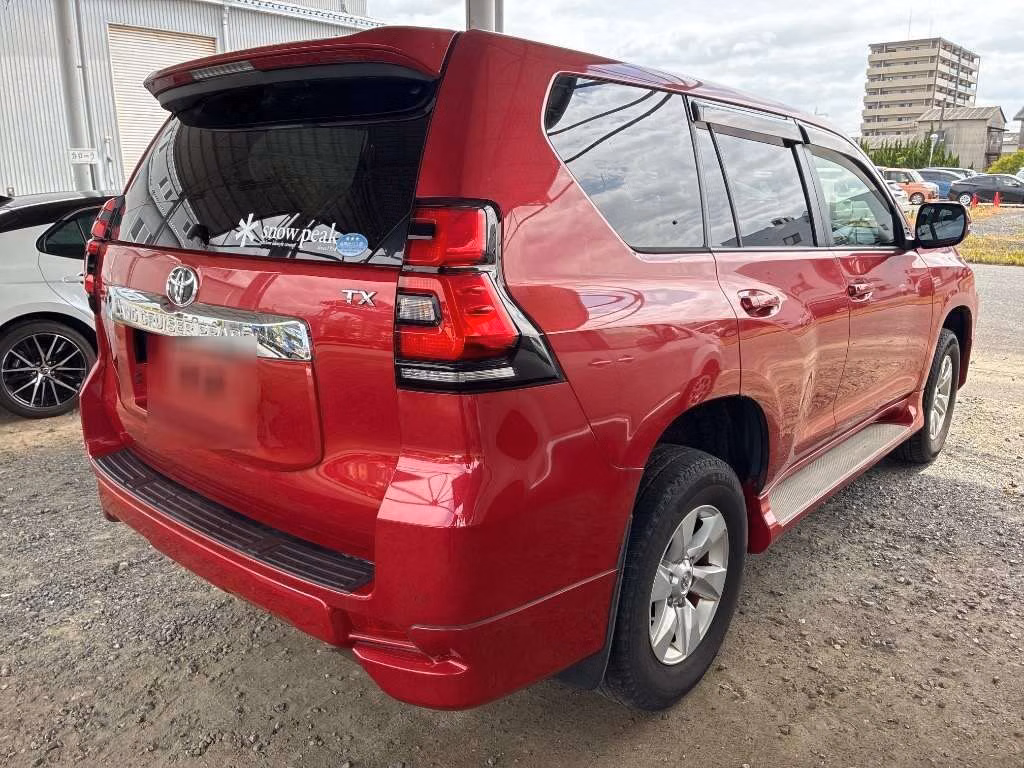 TOYOTA LAND CRUISER PRADO
