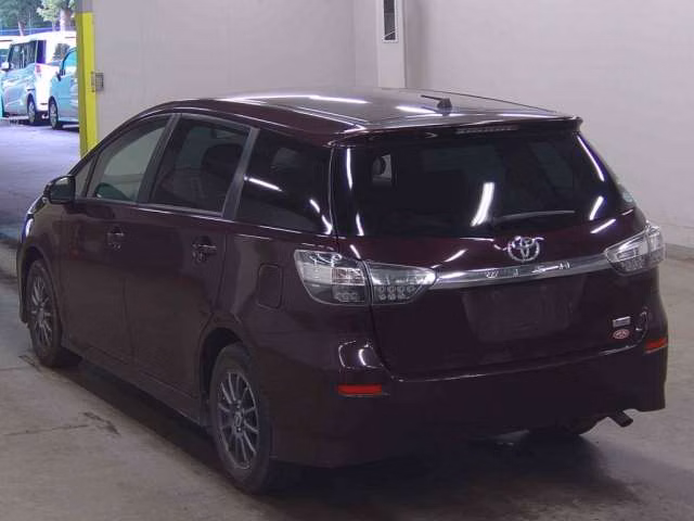 TOYOTA WISH