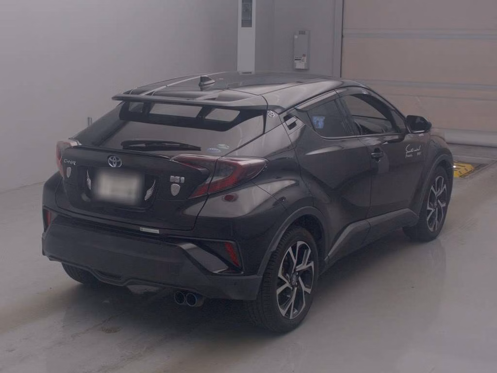 TOYOTA C-HR