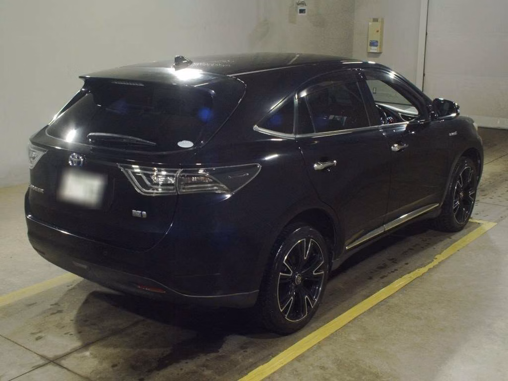 TOYOTA HARRIER