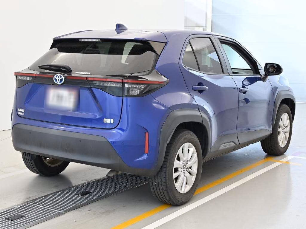 TOYOTA YARIS CROSS