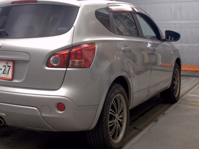 NISSAN DUALIS