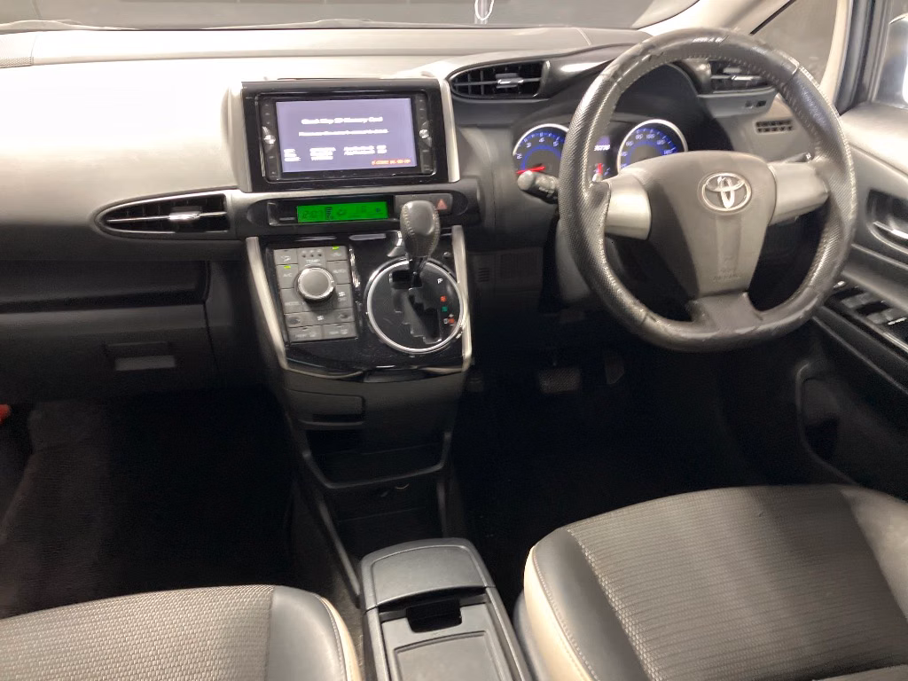 TOYOTA WISH