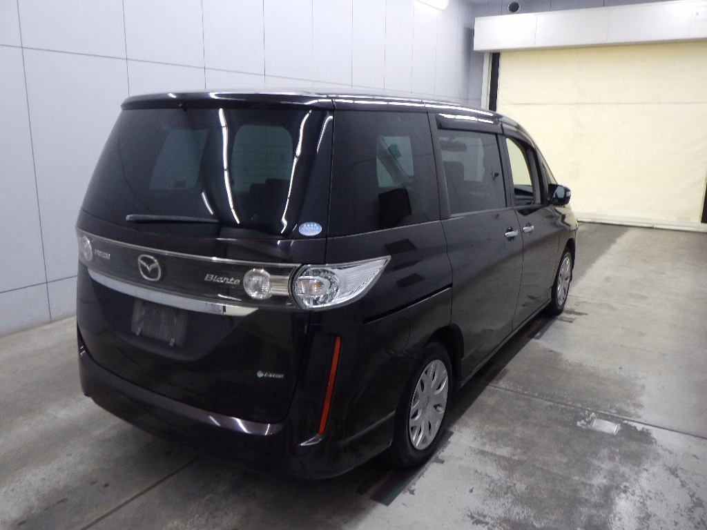 MAZDA BIANTE