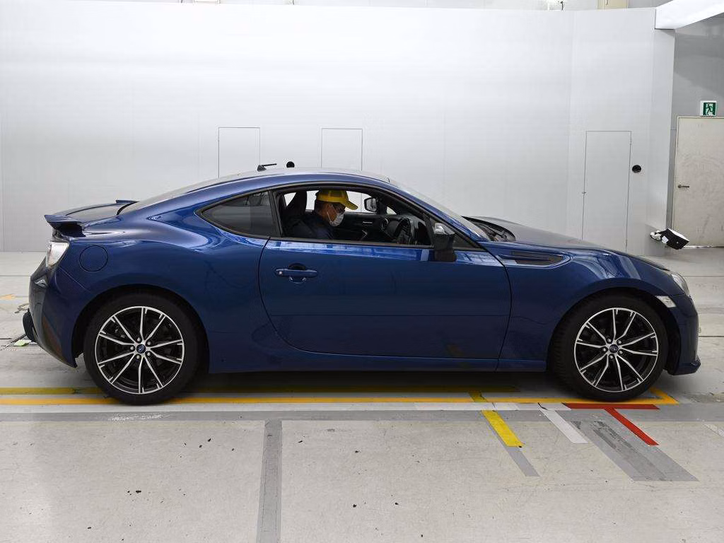 SUBARU BRZ