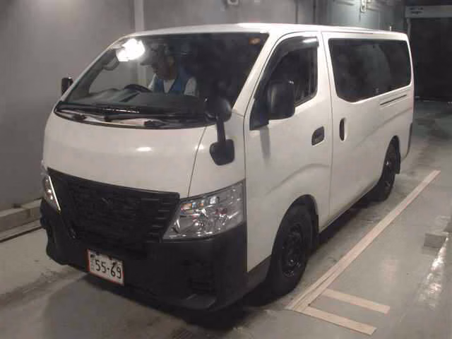 NISSAN NV350 CARAVAN