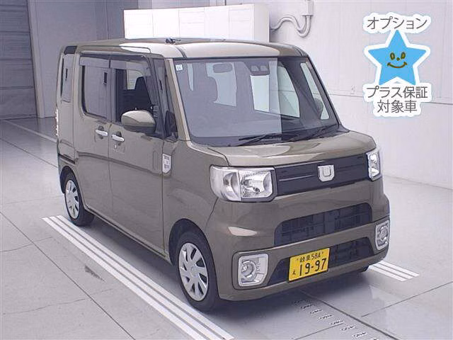 DAIHATSU WAKE