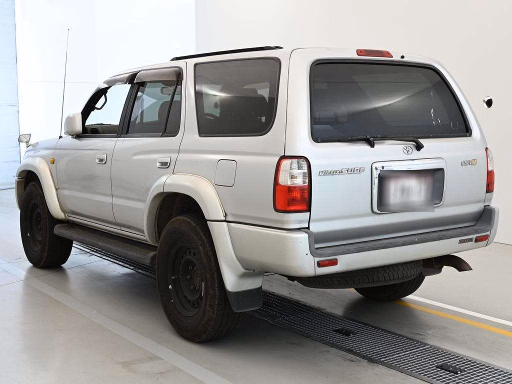 TOYOTA HILUX SURF