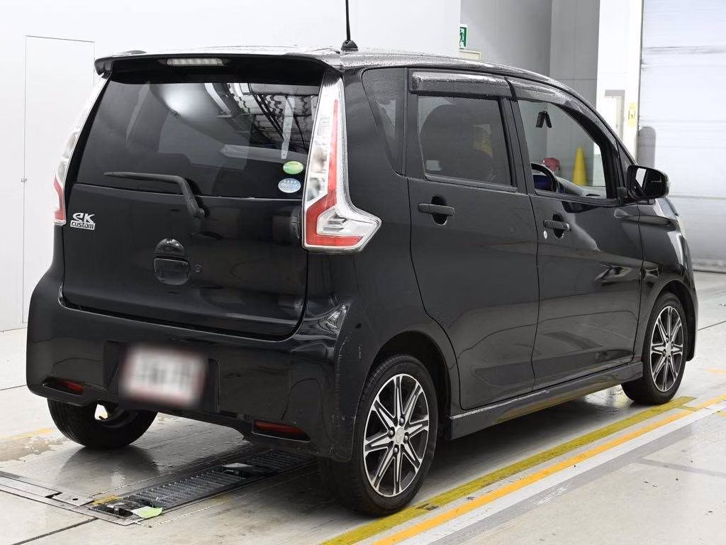 MITSUBISHI EK CUSTOM