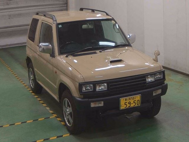 MITSUBISHI PAJERO MINI