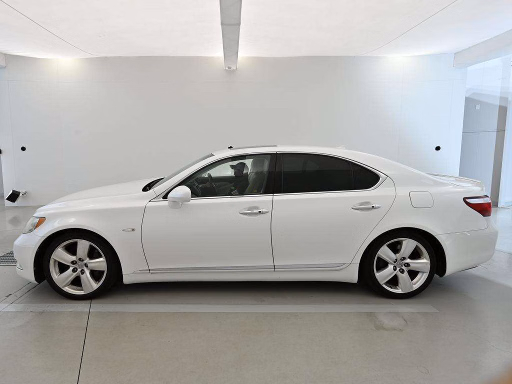 LEXUS LS460